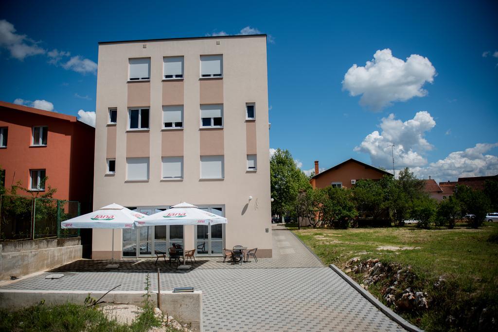 Hotel Martin Меджугорье Экстерьер фото